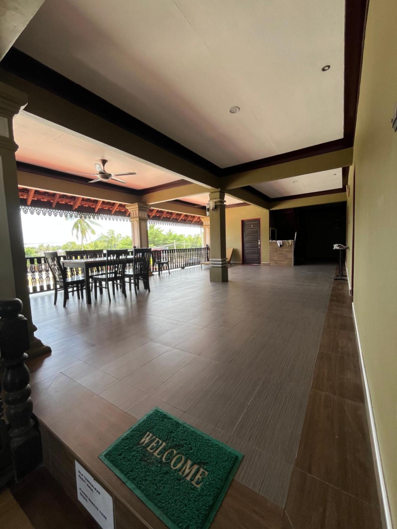 Razak Guest House Setiu Exterior foto